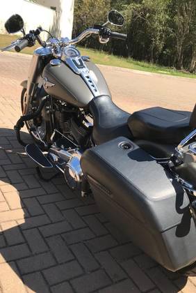 HARLEY-DAVIDSON SOFTAIL FAT BOY 